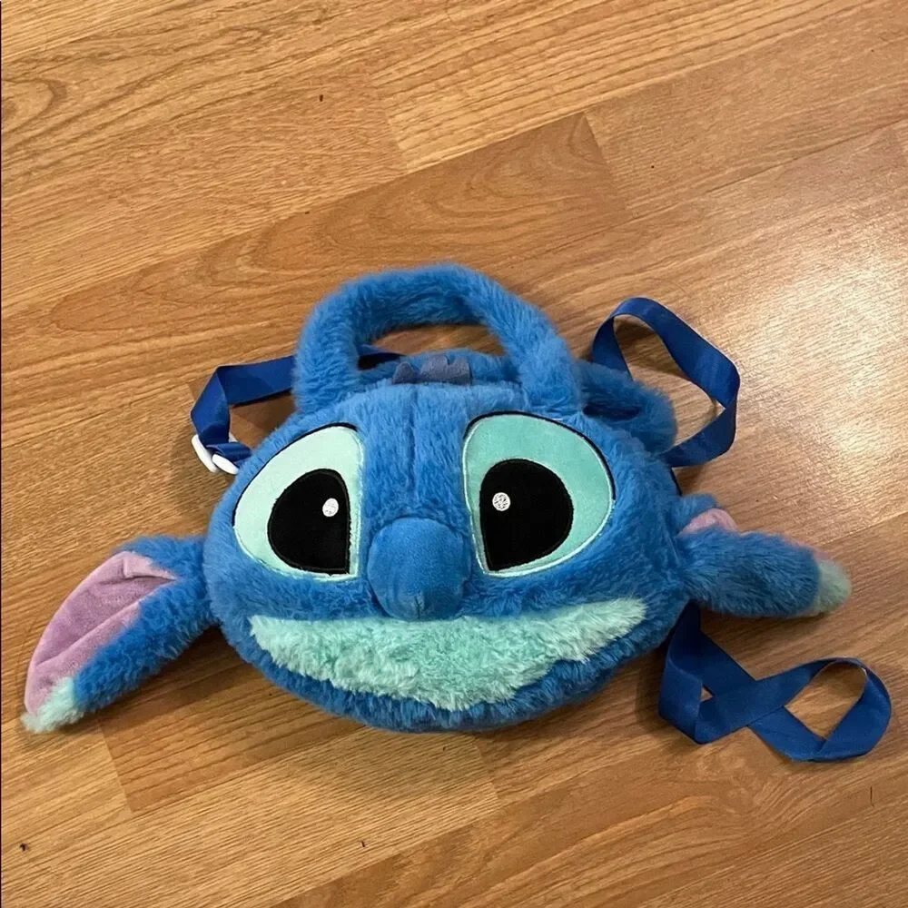 Stitch plush crossbody handbag EUC Girls Plush Bag Purse